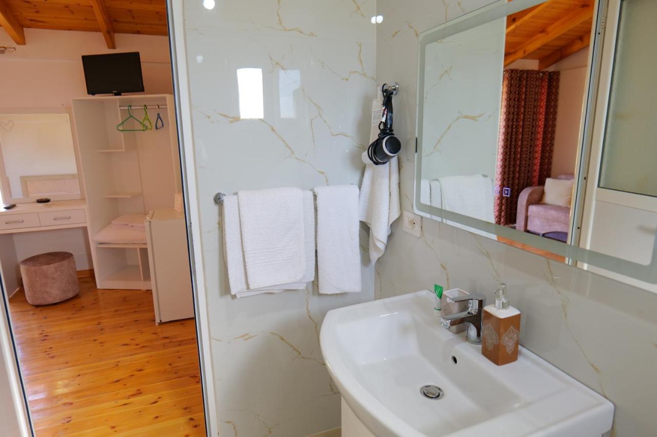 Vila Ari Borsh Extérieur photo