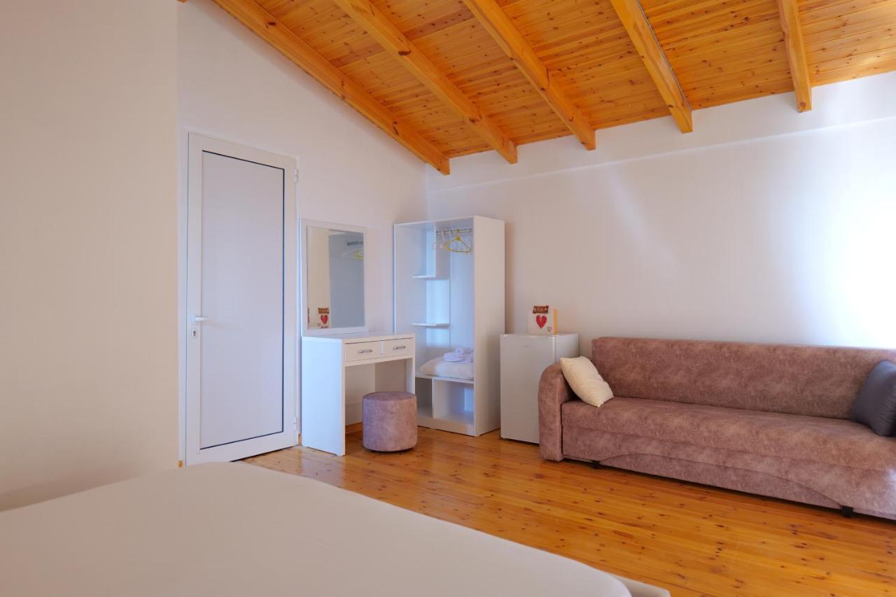 Vila Ari Borsh Extérieur photo