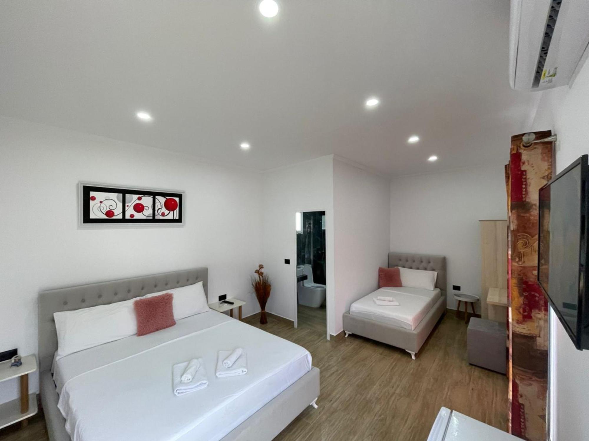 Vila Ari Borsh Extérieur photo